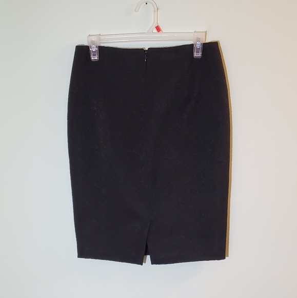 Tahari Floral Patterned Black Janet Skirt - Picture 9 of 10